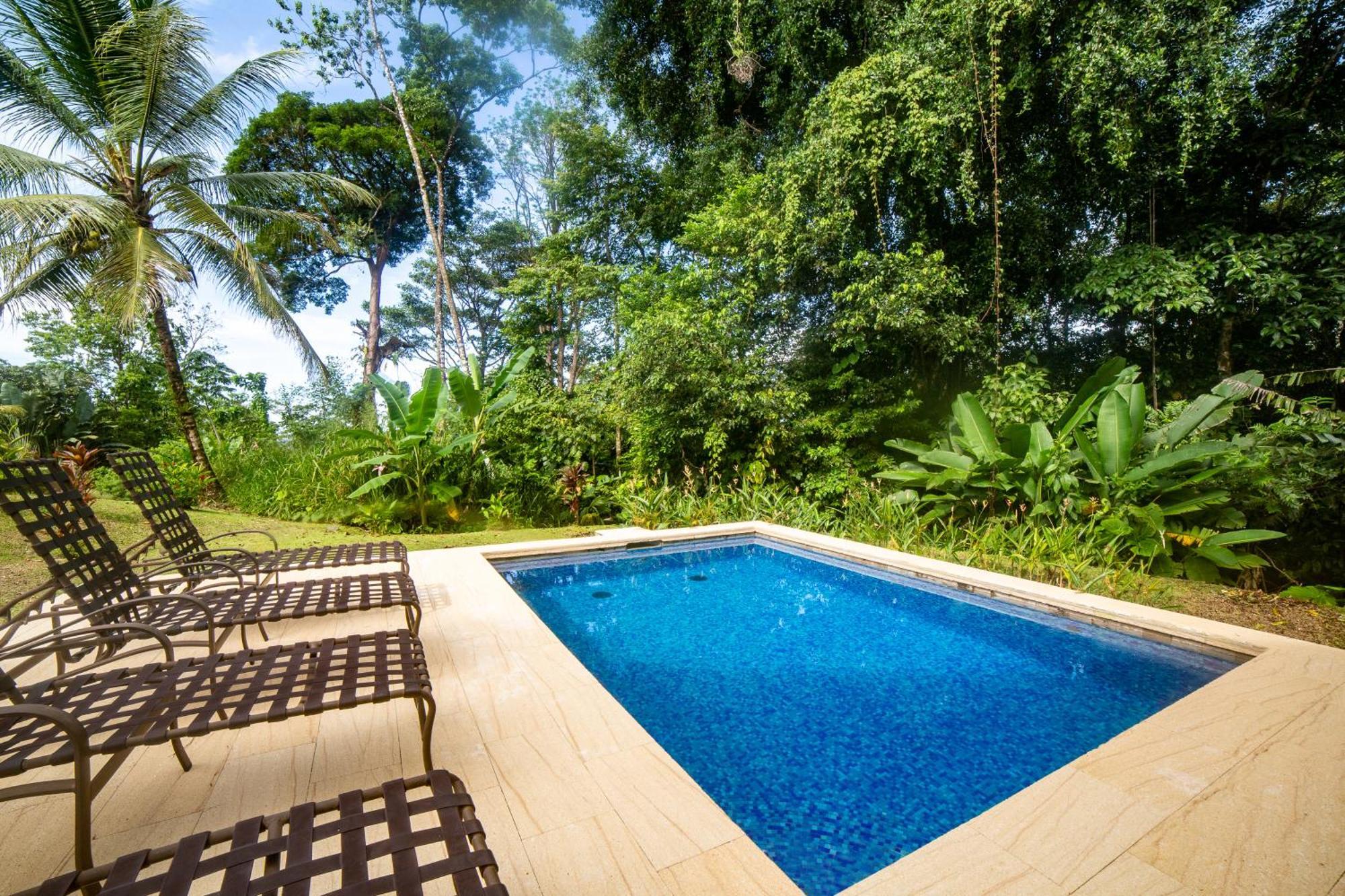 Red Frog Beach Island Resort Bocas del Toro Exterior photo